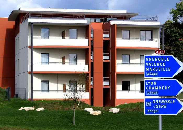 Découvrez les Hôtels à Voiron Isère: Votre Guide pour un Hébergement Idéal