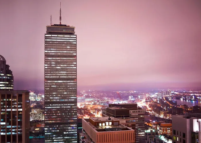 Best AAA Hotels in Vibrant Boston