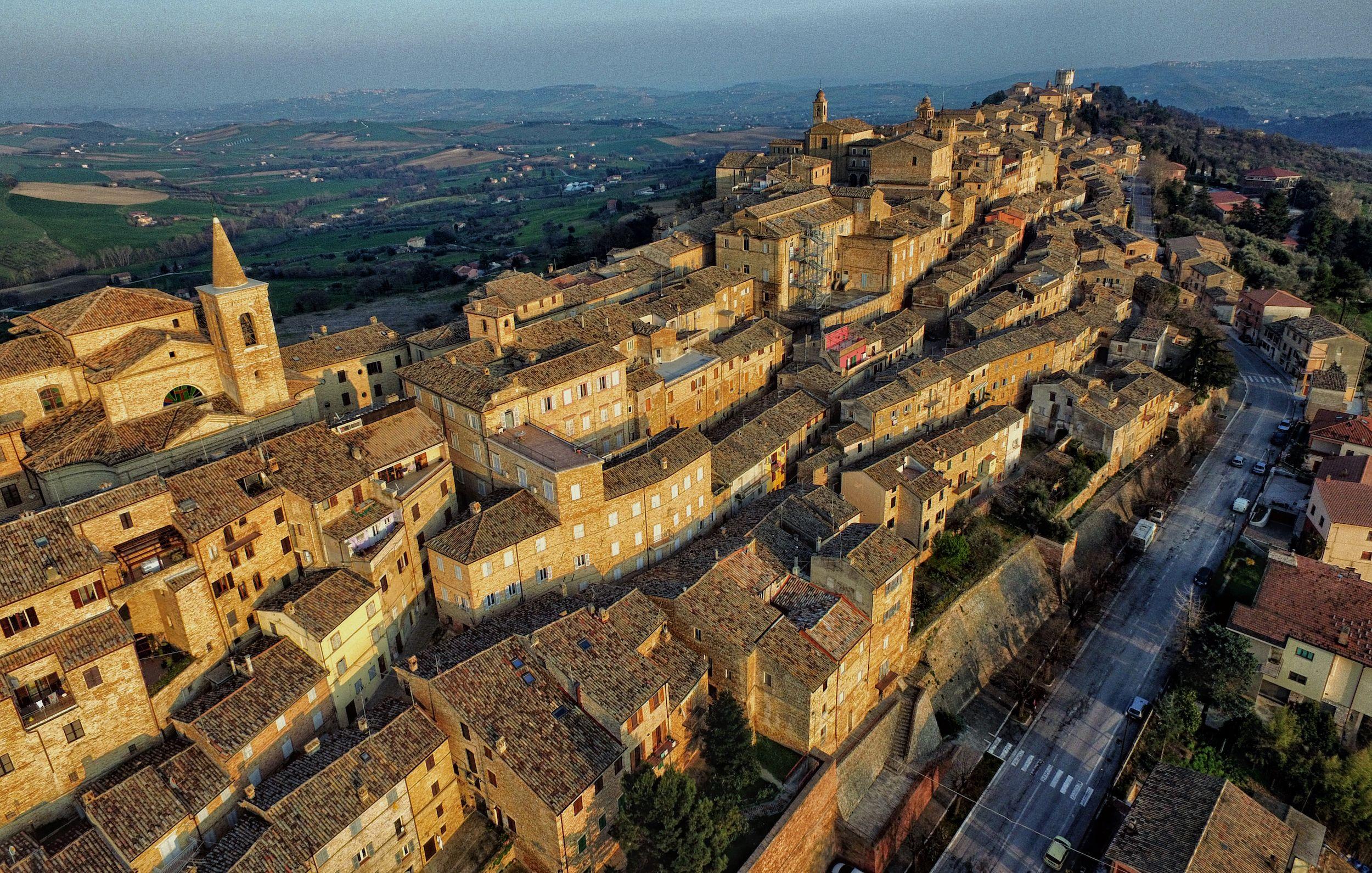 Treia vista dall'alto © NewNomads